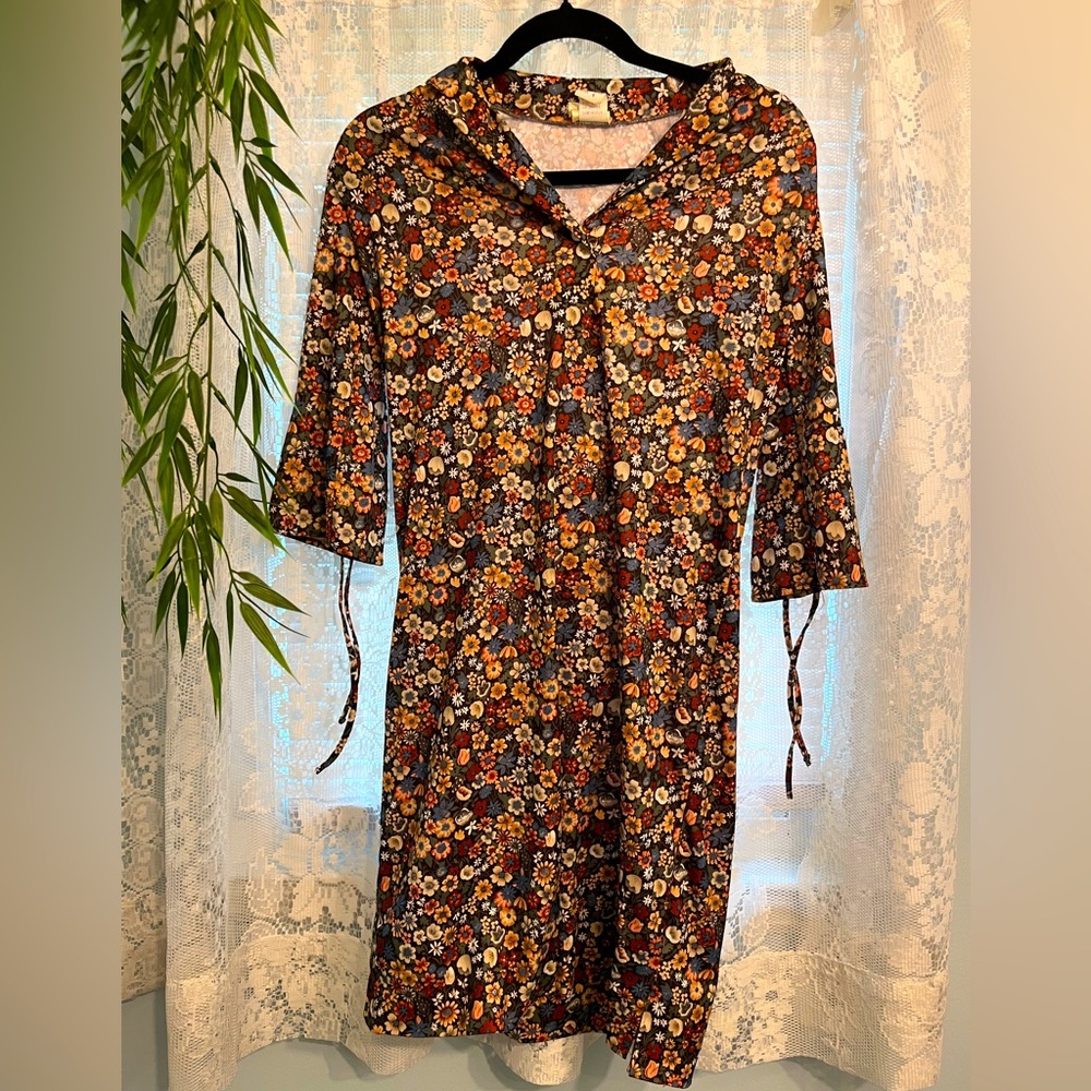 VINTAGE 70s floral printed dress